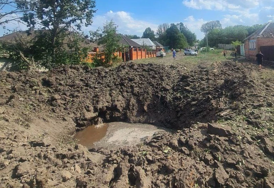 Три дома и машина повреждены после атаки ВСУ на Белгородскую область0