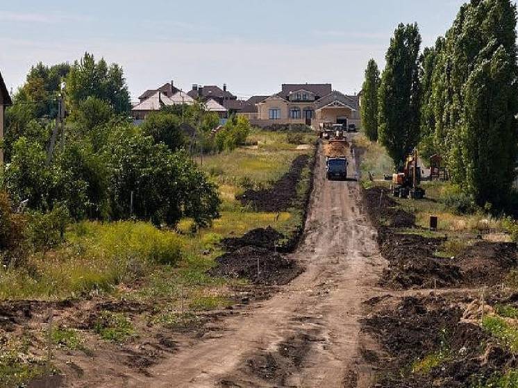 В белгородском поселке Дубовое капитально ремонтируют дороги