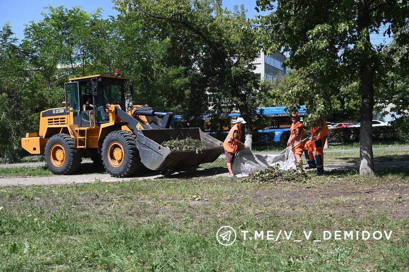 В центре Белгорода ликвидируют последствия ночного обстрела3