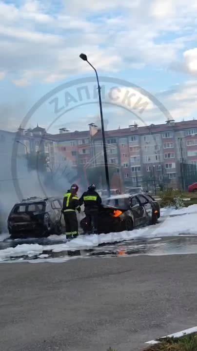 Борис Рожин: Пожар в Белгороде после прилета в городе по стоянке автомобилей уже потушили