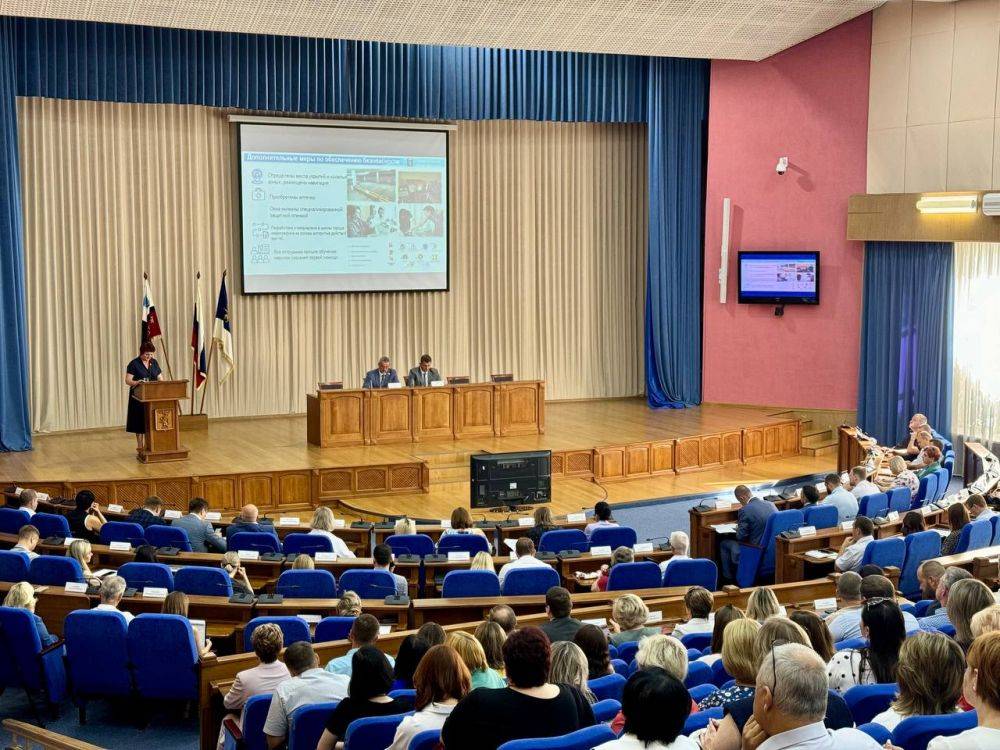 Валентин Демидов: Вчера провел расширенное совещание администрации Белгорода