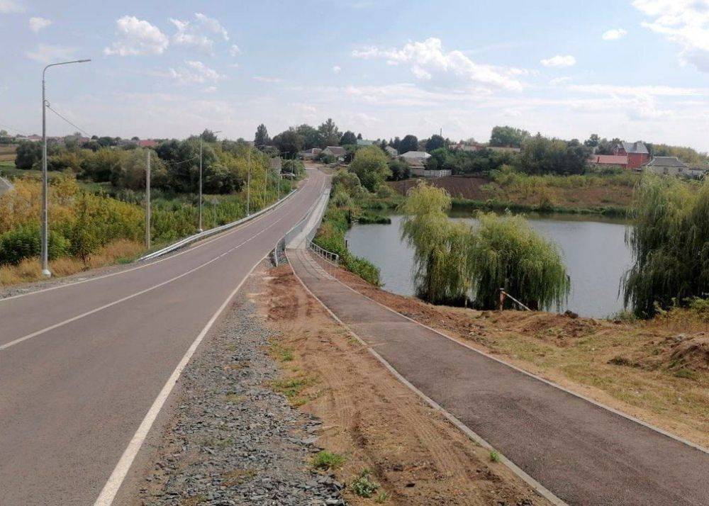 В ивнянском селе Курасовка Белгородской области построили тротуар