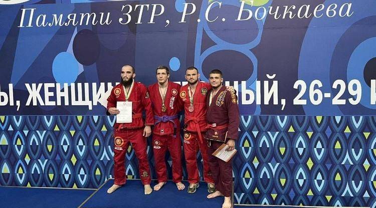 Белгородцы стали призёрами чемпионата России по спортивной борьбе