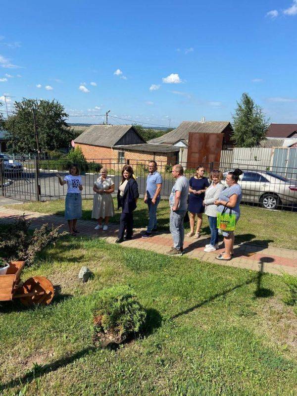 В школах Яковлевского городского округа совместно с депутатами муниципального совета и активистами Партии «Единая Россия» провели ежегодную акцию «Родительская приёмка»