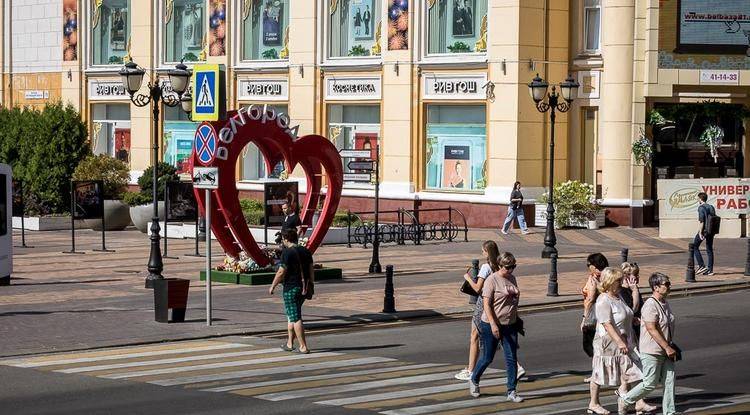 Вячеслав Гладков: «В Белгороде сняли ограничения в работе магазинов и торговых центров»