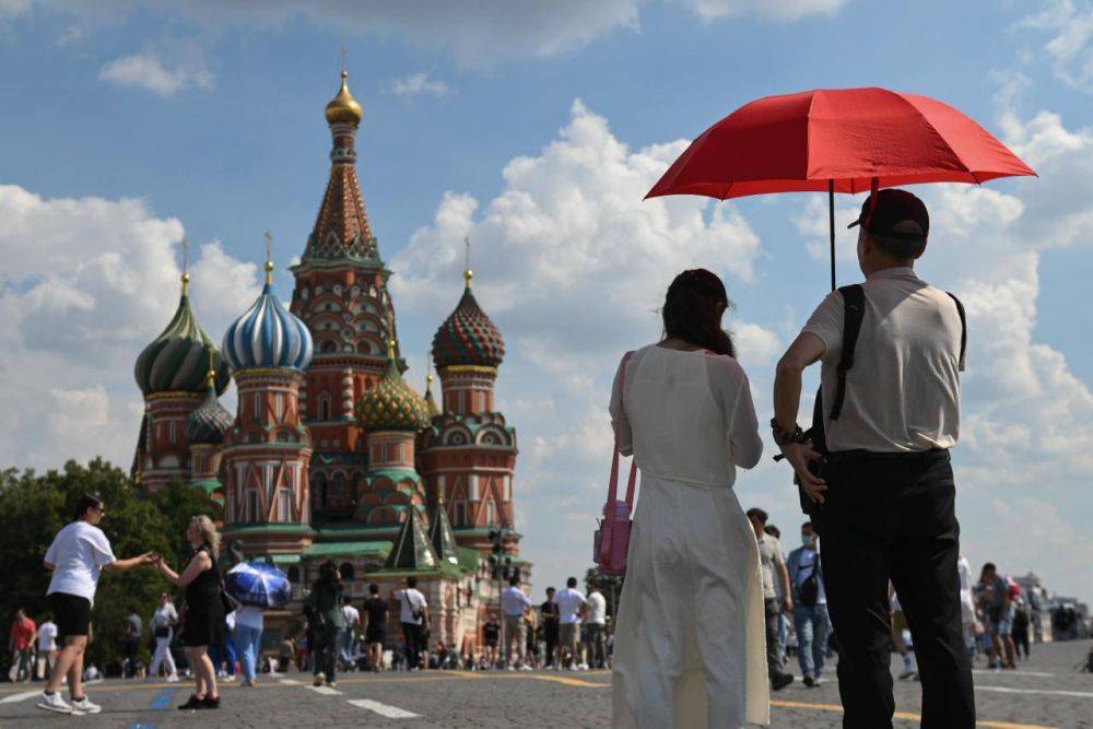 Жаркая погода возвращается в Москву: завтра ожидается до +28 °С