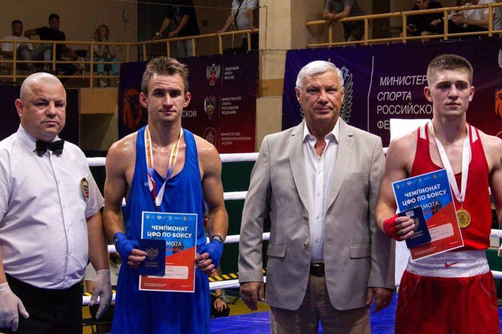 Наши спортсмены успешно выступили на чемпионате ЦФО по боксу