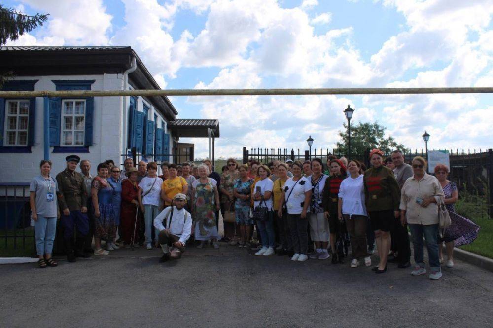 В рамках проекта «К соседям в гости» Новооскольский горокруг Белгородской области посетили туристы из Алексеевки