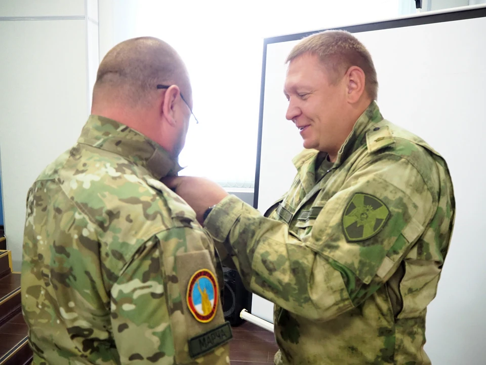 В Белгороде бойцов самообороны наградили медалями Росгвардии «За содействие»0