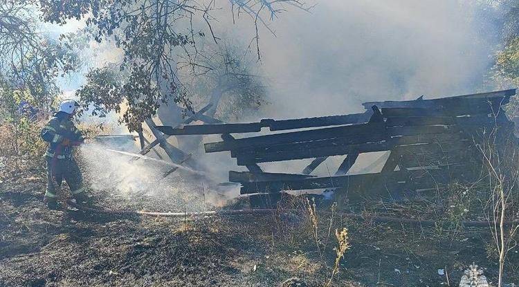 В Яковлевском округе при пожаре погибла женщина