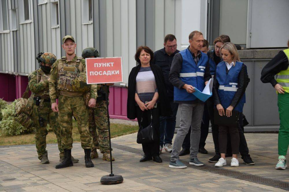 Алгоритм действий при перемещении в безопасное место отработали сотрудники детского сада № 26 Белгорода