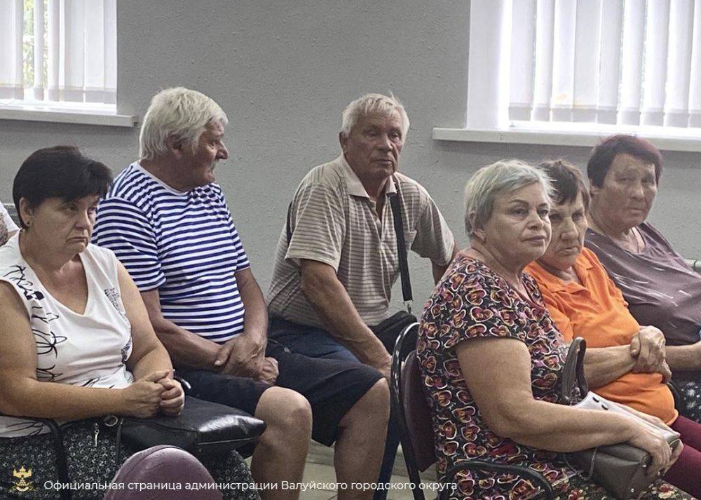 Глава Валуйского городского округа Алексей Дыбов продолжает встречаться с жителями округа