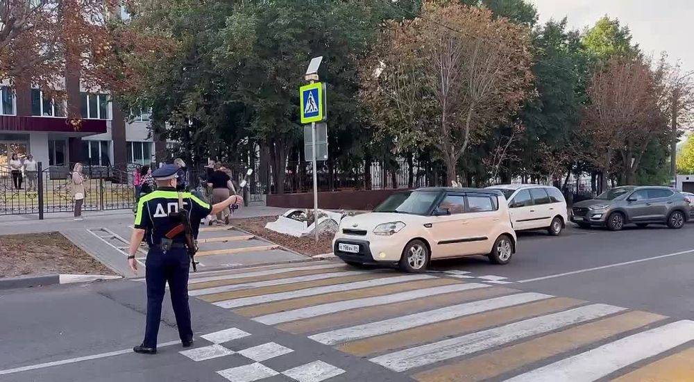 Доброе утро , друзья. В Валуйках автоинспекторы продолжают напоминать о необходимости быть внимательными вблизи школ через...