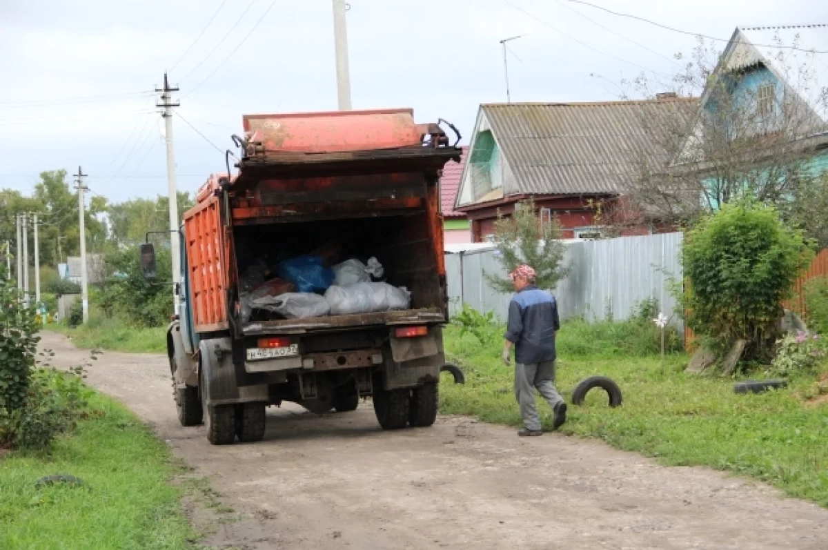 В Белгородскую область доставили 43 из 124 новых мусоровоза0