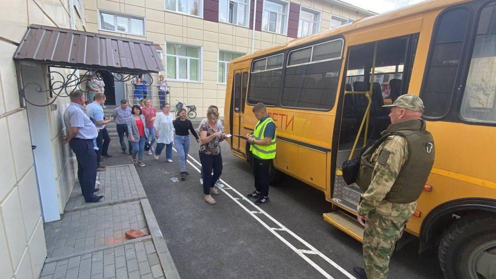 Продолжаем проводить командно-штабные учения - «Проведение эвакуационных мероприятий населения муниципального образования...