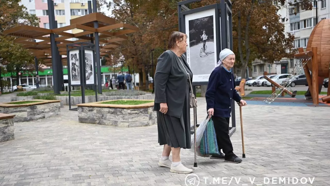 Белгородцы смогут сыграть в большие шахматы в новом сквере14