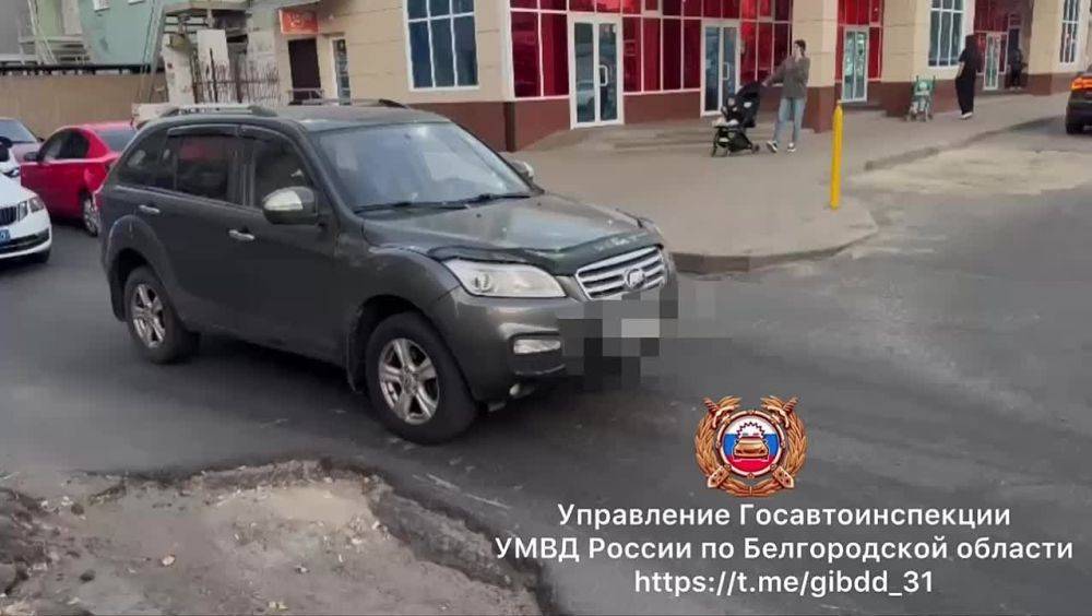 #СВОДКА_ДТП. По предварительным данным, вчера в 17 часов 55 минут в г. Старый Оскол, в районе д.4 мкр. Солнечный, 48-летняя...