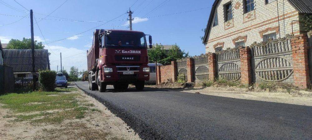 По результатам перераспределения средств из областного бюджета по видам расходов на 2023-2025 годы, Борисовскому району выделили дополнительные финансы для своевременного выполнения программы дорожных работ