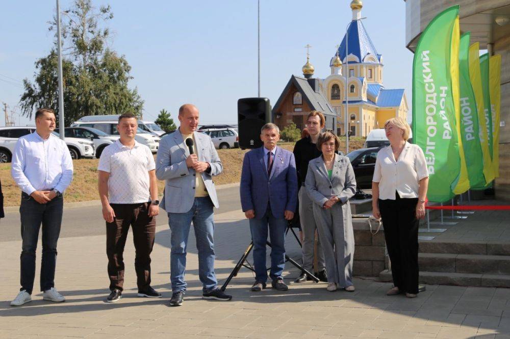 В Белгородском районе состоялось открытие обновлённой Тавровской поселенческой библиотеки имени Ю.Н. Говорухо-Отрока