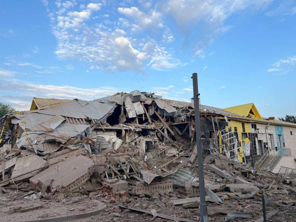 Все школы на Харьковской горе в Белгороде закрыли на неделю из-за обстрелов, сообщил Гладков