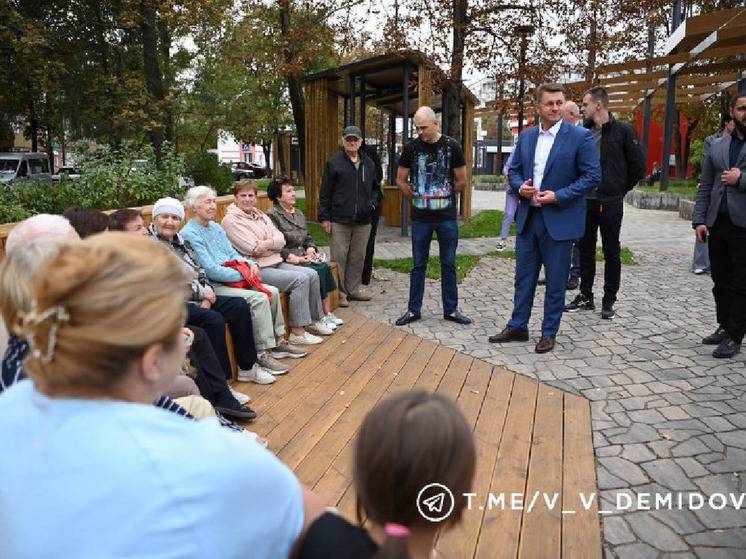 В Белгороде завершили благоустройство сквера на улице Мичурина