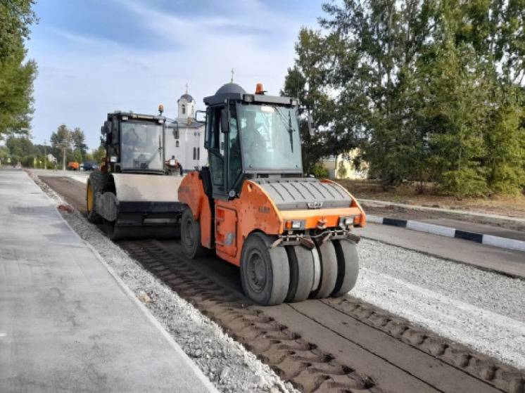 В Белгородской области начали ремонтировать дорогу к селу Нижний Ольшанец