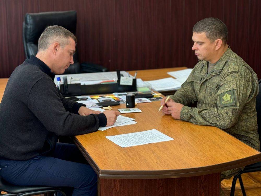 Чиновники из Губкинского округа вступили в отряд «Барс-Белгород»