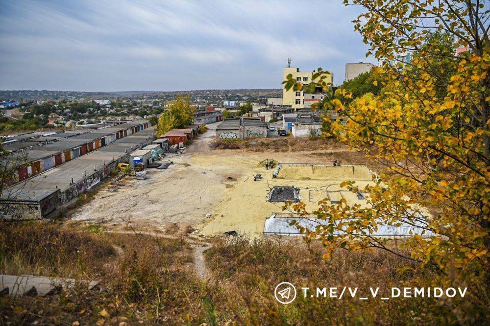 В Белгороде на улице Губкина начали строительство скейт-парка