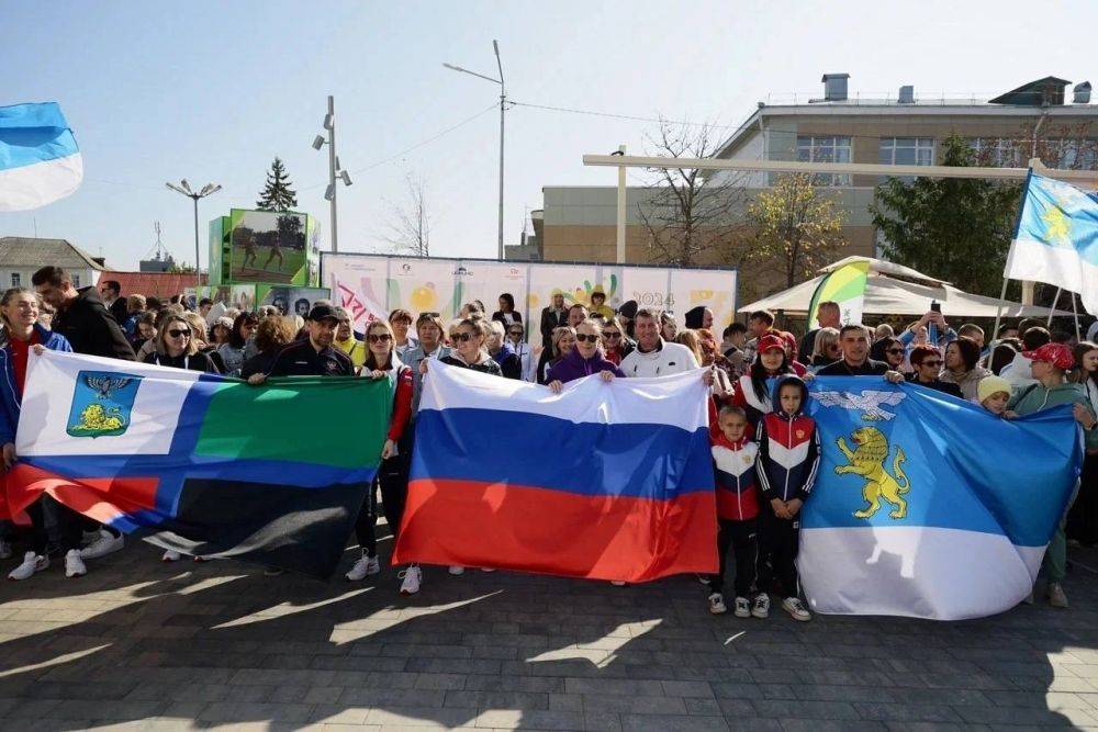 В Алексеевке прошёл легкоатлетический забег «Губернаторская эстафета»