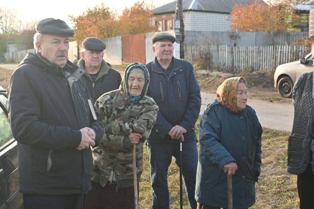 Татьяна Круглякова: Дорогие друзья!. Сегодня я снова встретилась с жителями п. Красный Выселок Русскохаланского сельского...