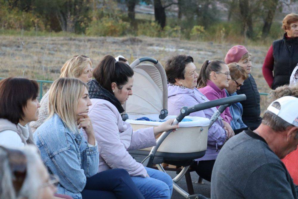 Татьяна Круглякова: Сегодня в поселке Красный Остров состоялась встреча с жителями, которая собрала множество людей