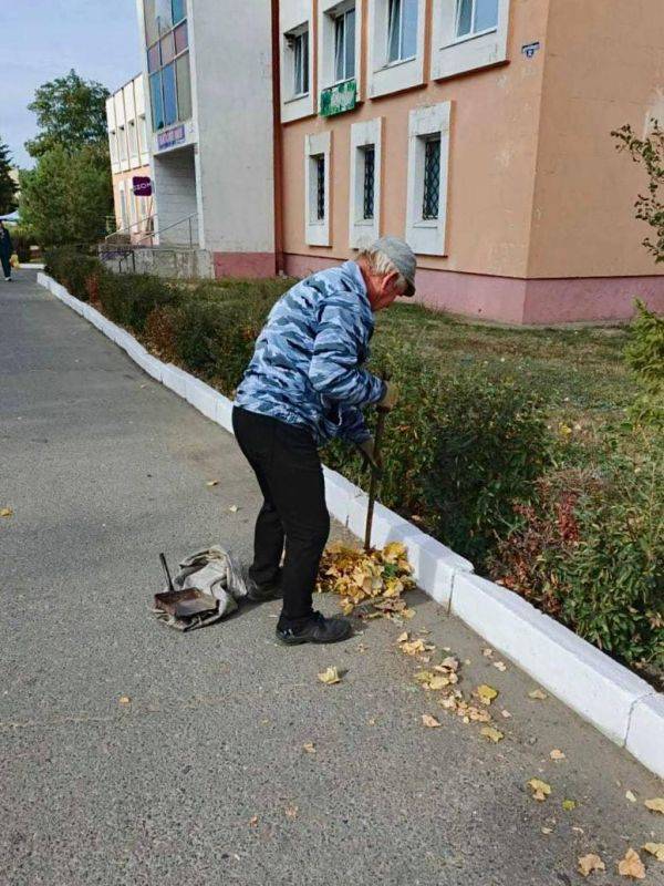 МБУ «Благоустройство Яковлевского городского округа» активно проводит работы по благоустройству и уборке территории округа