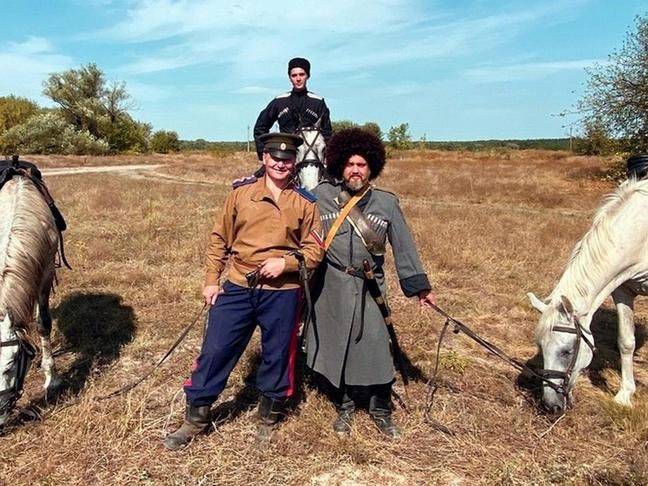 Воин и художник в одном лице. Картина корочанца вошла в коллекцию президента России