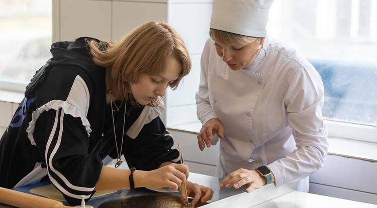 Белгородские колледжи и техникумы провели день открытых дверей для школьников