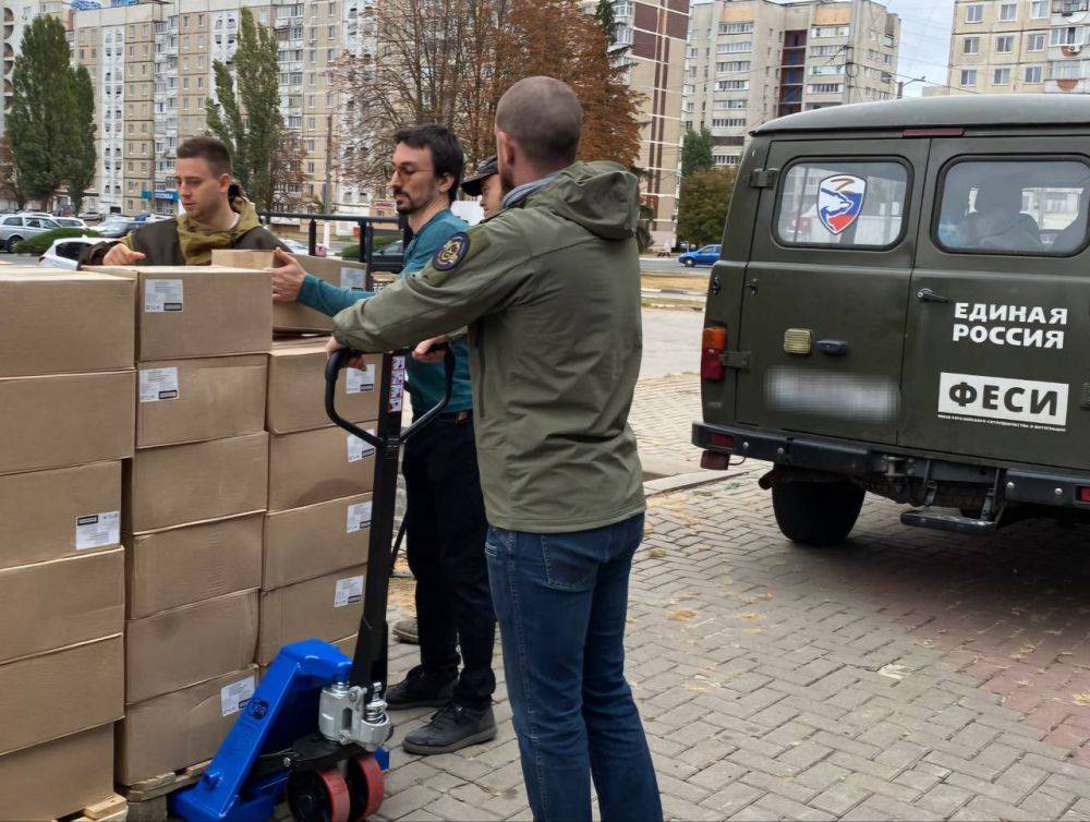 Артём Туров: В распределительный центр партии в Белгороде доставлены очередные гуманитарные грузы