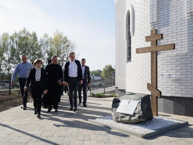 В Нижнем Ольшанце Белгородского района завершают строительство храма