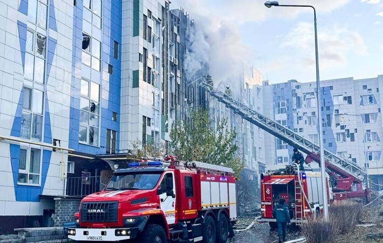 В Белгороде при атаке БПЛА на многоквартирный дом повреждены 10 квартир