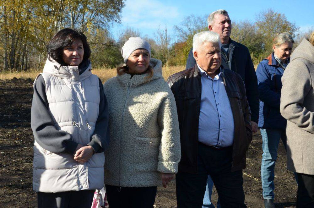 В селе Сергиевка Краснояружского района завершилась очистка пруда