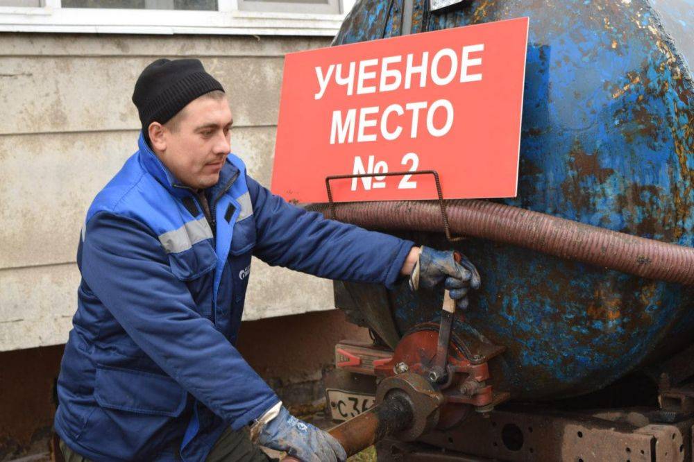 Сотрудники Красногвардейского водоканала приняли участие в учениях ГО и ЧС