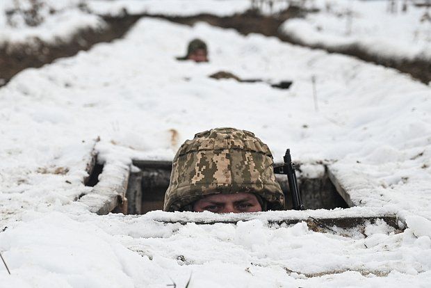 Shot: украинская ДРГ пыталась прорваться в Белгородскую область на БТР