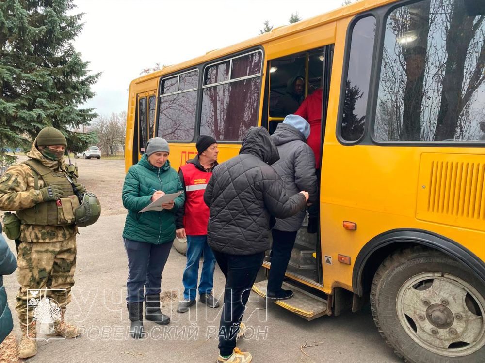 Провели командно-штабную тренировку по теме: «Проведение эвакуационных мероприятий из зоны опасностей в безопасные районы»