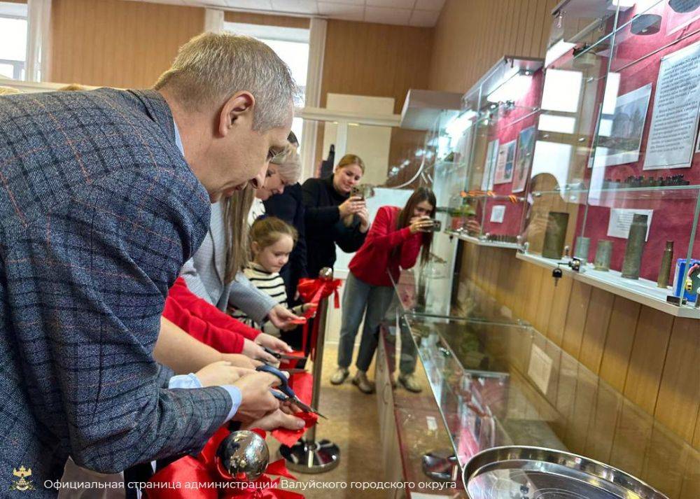 В городской школе № 3 открылась экспозиция музея «СВОих не забываем»