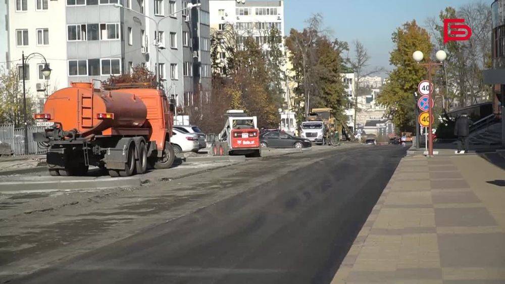 В Белгороде ремонтируют дорогу на Харьковском переулке