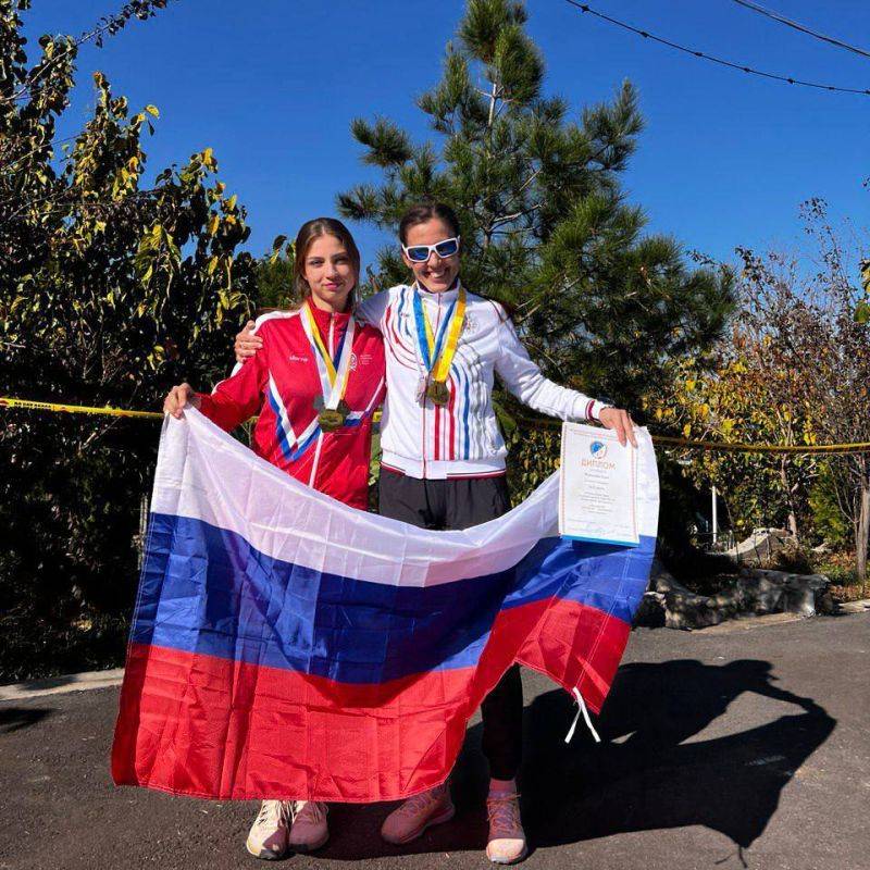 Наши спортсменки завоевали награды чемпионата и первенства мира по спортивному туризму на пешеходных дистанциях