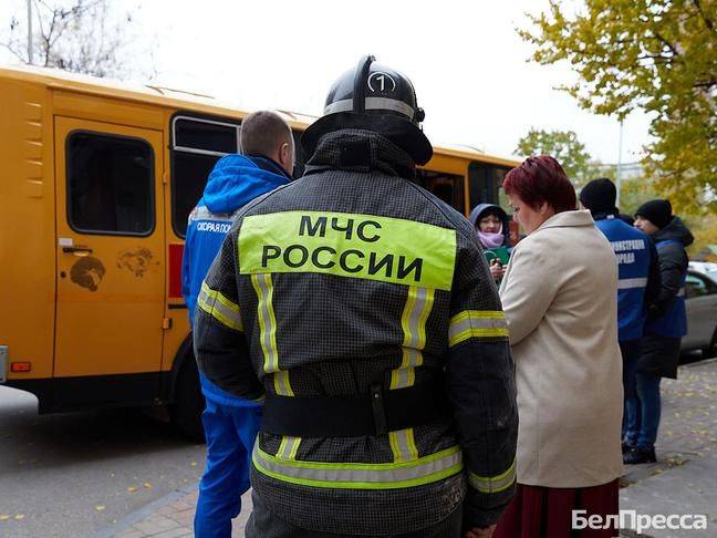 В центре Белгорода прошли учения по взаимодействию силовиков и чиновников во время ЧС