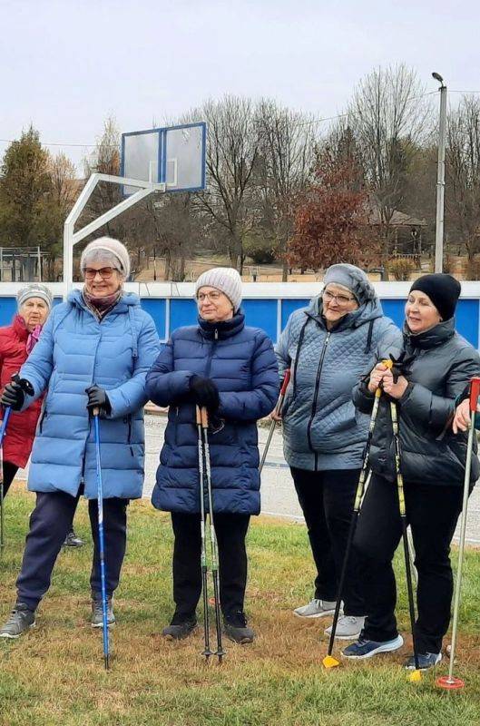 С наступлением осенне-зимнего периода «Комплексный центр социального обслуживания населения Борисовского района» дал старт марафону здоровья «Радость жизни»