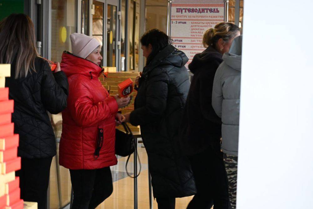 Татьяна Круглякова: В преддверии самого доброго и светлого праздника — Дня матери — в Центре культурного развития нашего посёлка прошёл замечательный праздничный концерт