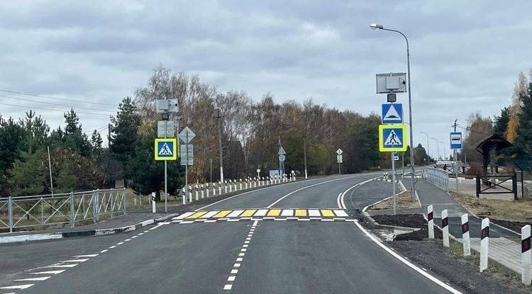 Белгородские дорожники обновили подъездную трассу к Нижнему Ольшанцу