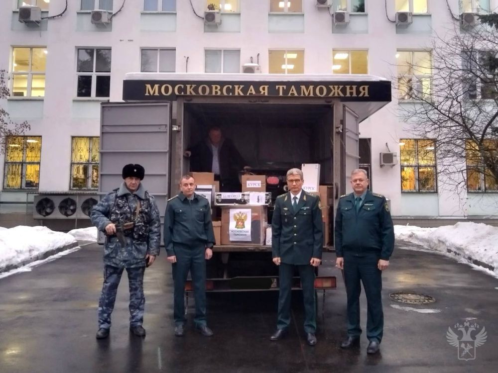 Московские таможенники направили гумпомощь военнослужащим