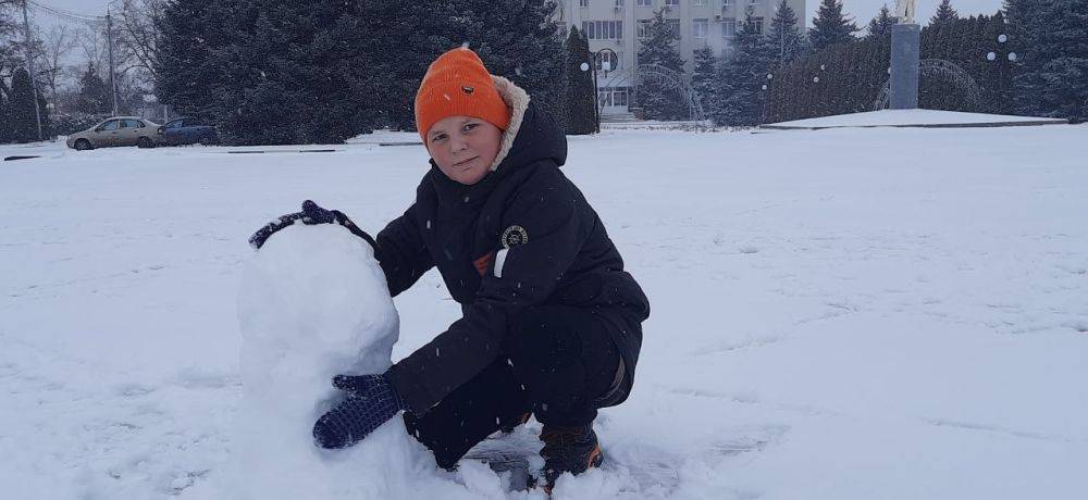 Татьяна Круглякова: Дорогие друзья!. Новый год уже не за горами, и с каждым днем все более ощутимо волшебство этого замечательного праздника! На центральной площади кипит работа — мы с энтузиазмом устанавливаем новогоднюю...